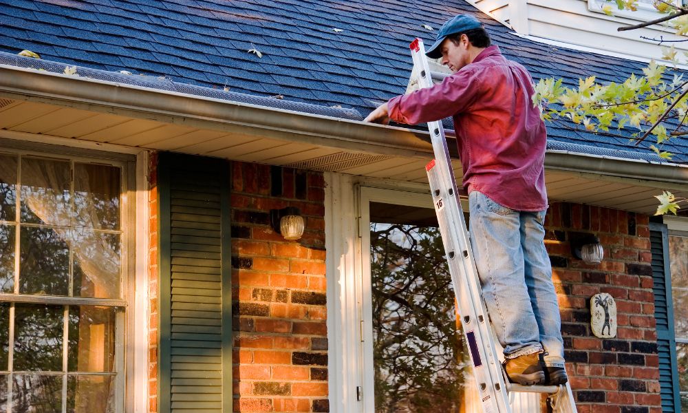 Early Warning Signs of Home Maintenance Problems