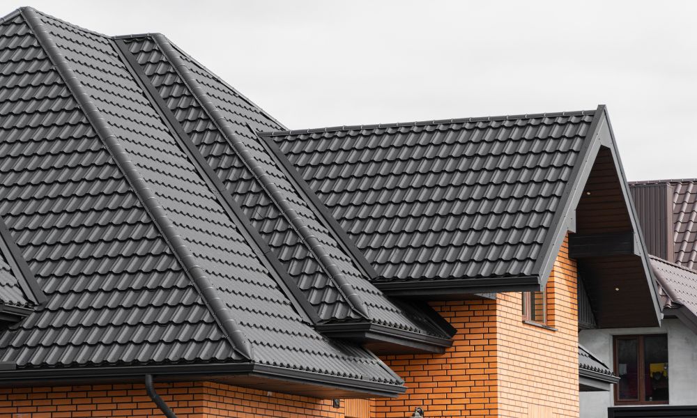 Pros and Cons of a Stone-Coated Metal Roof