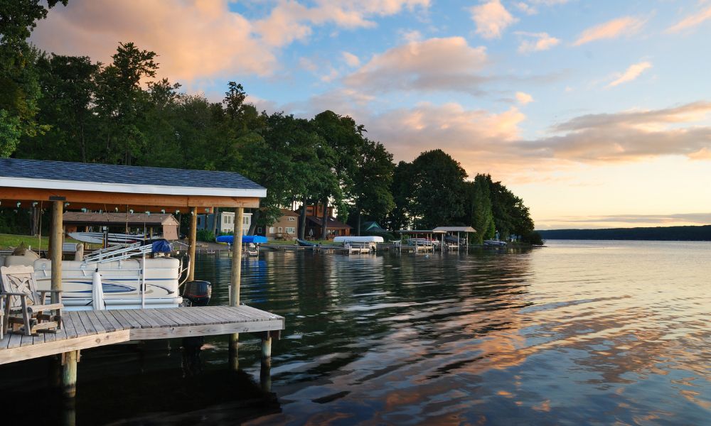 Ways To Maximize Your Lake House Vacation This Summer