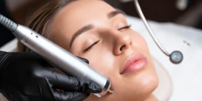 woman receiving exosome facial